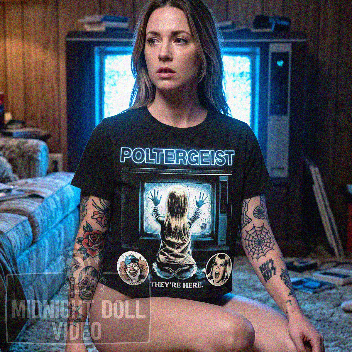 POLTERGEIST (1982) - "THEY'RE HERE" VINTAGE HORROR T-SHIRT