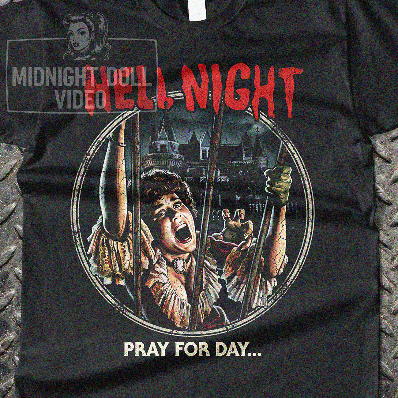 HELL NIGHT (1981) - "PRAY FOR DAY" - LINDA BLAIR VINTAGE T-SHIRT